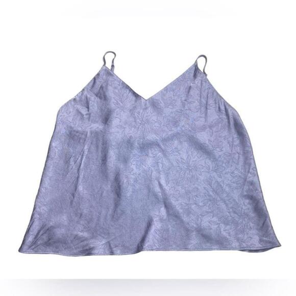 Victoria’s Secret - Open back satin cami - Picture 4 of 11